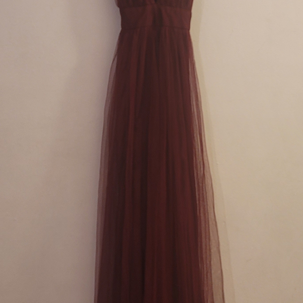Elegant Burgundy Evening Gown